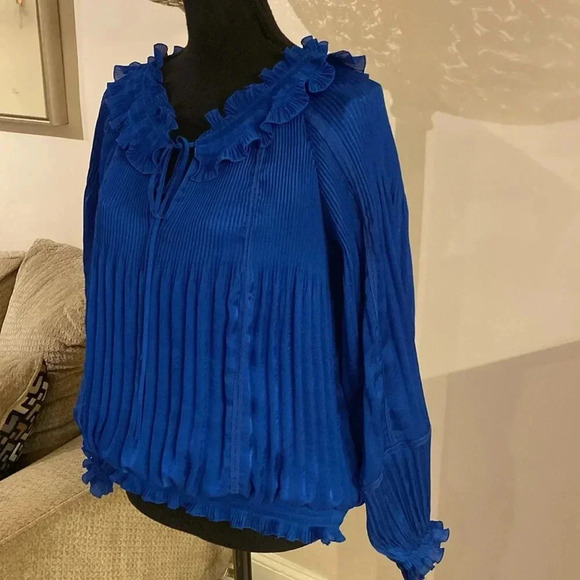 Diane von Furstenberg blouse size 6 - Picture 3 of 5